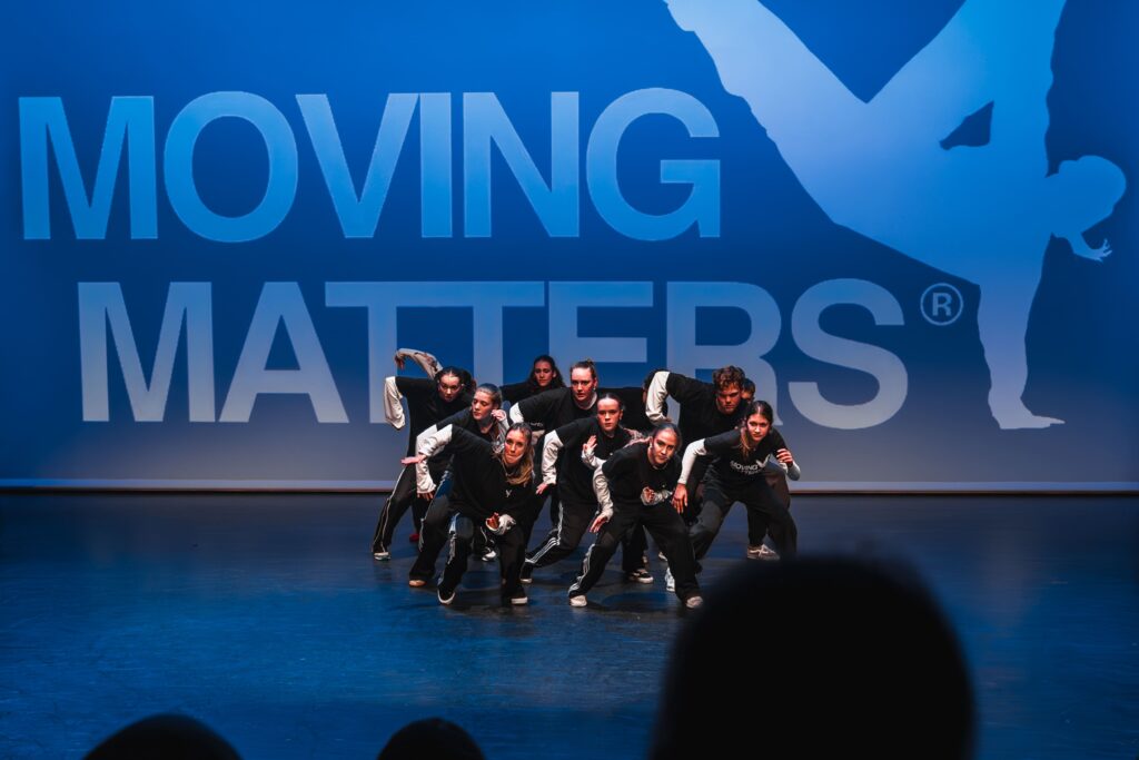 Hip Hop dansschool MovingMatters streetdansers hiphop voorstelling Lindenberg selectie