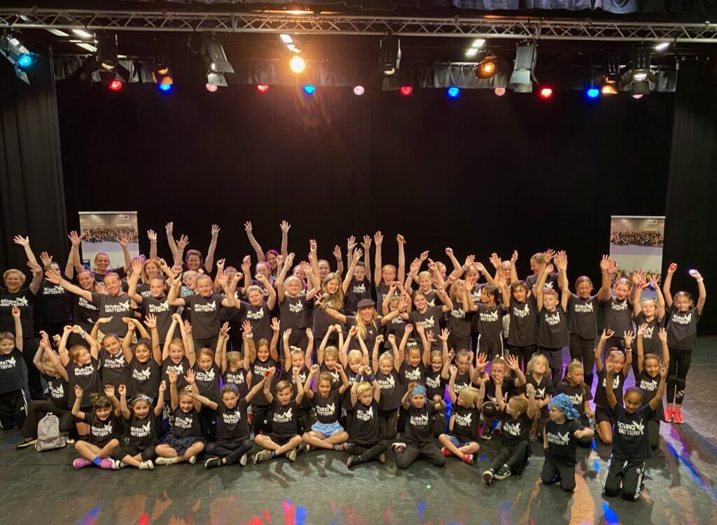 Hip hop dansshow MovingMatters theater breakdance wedstrijd dansschool voorstelling Nijmegen