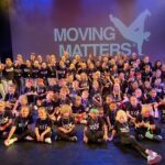 Hip Hop streedance breakdance dansschool in Nijmegen voor jongens meisjes mannen en vrouwen talent wedstrijden en voorstellingen shows MovingMatters Nijmegen groepsfoto jonge kinderen